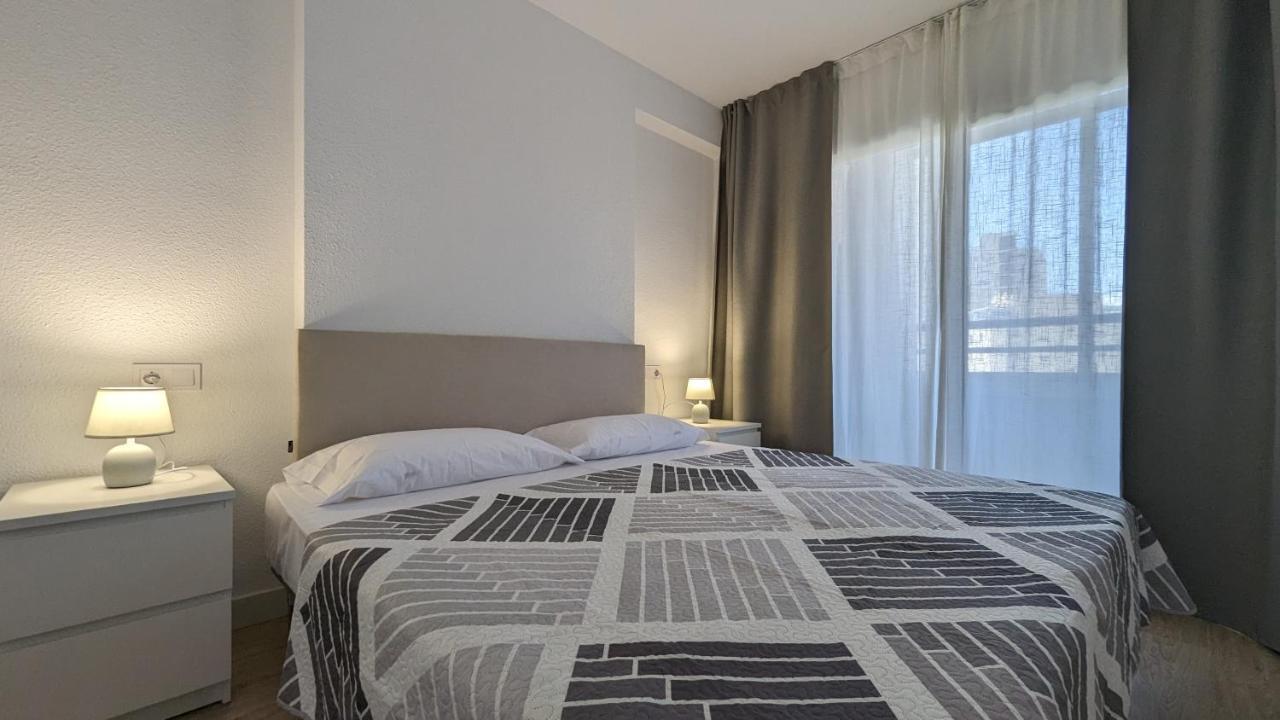 Tropic Mar Sun & Beach Apartment Benidorm Bagian luar foto