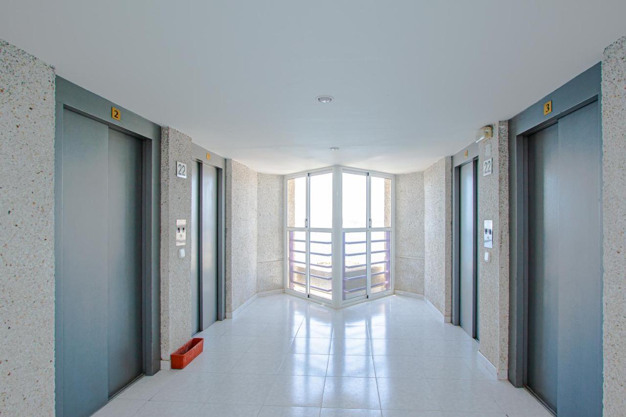 Tropic Mar Sun & Beach Apartment Benidorm Bagian luar foto