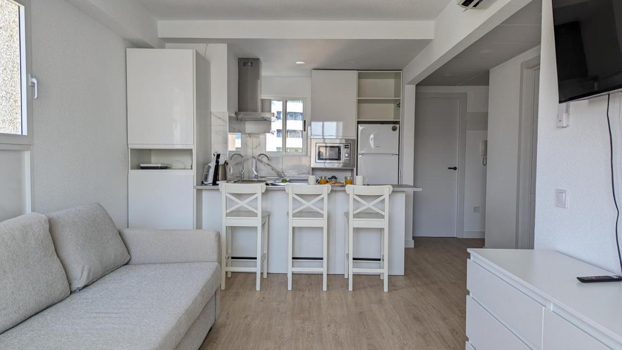Tropic Mar Sun & Beach Apartment Benidorm Bagian luar foto